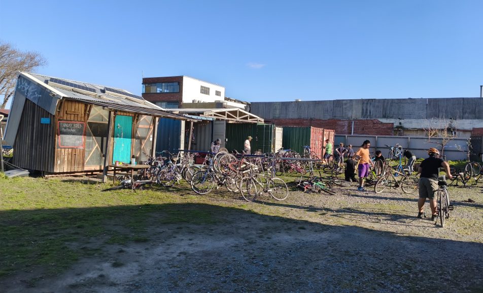 Aranui Bike fixup on a busy day